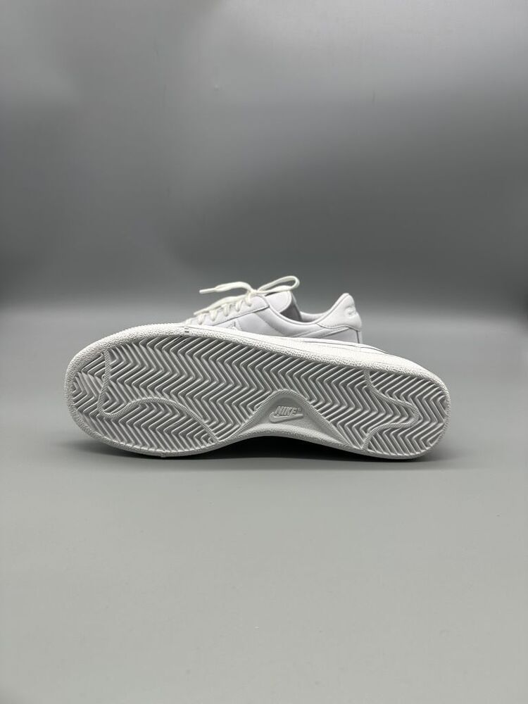 Nike Sneaker