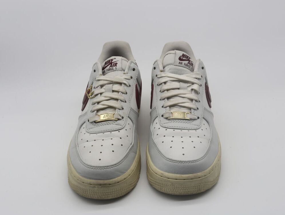 Nike Sneaker