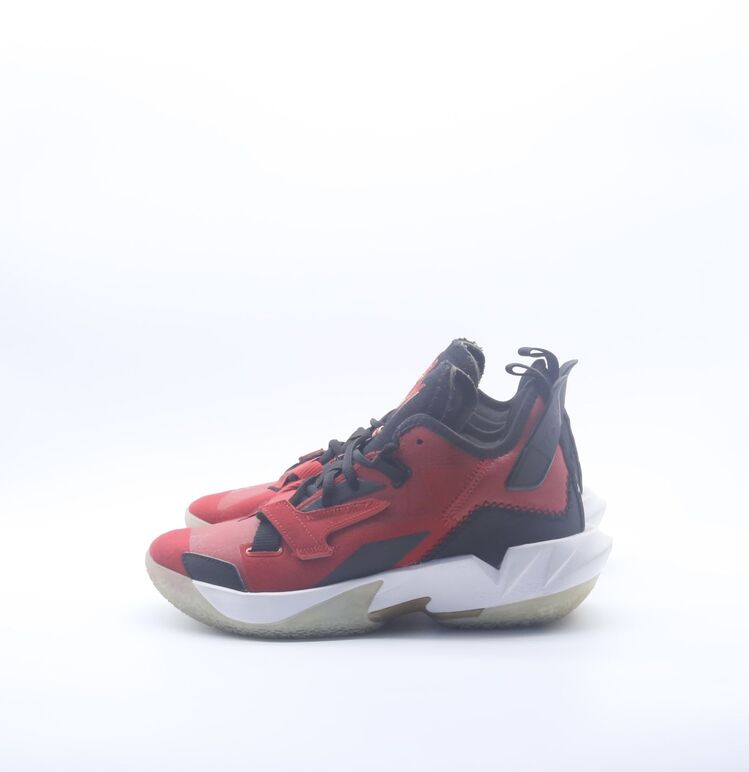 Air Jordan Why Not Zer0.4 Bred