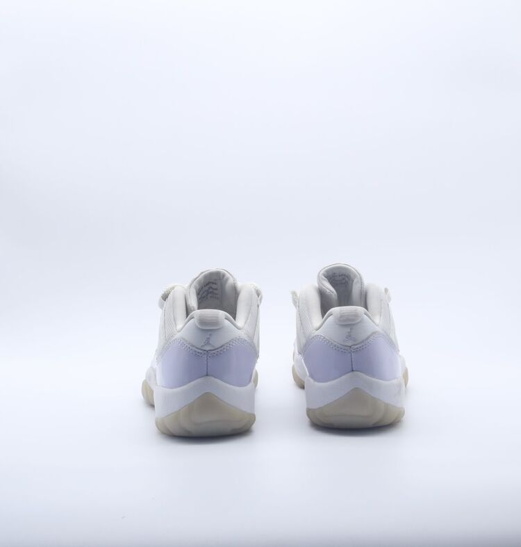 Air Jordan 11 Retro Low Pure Violet
