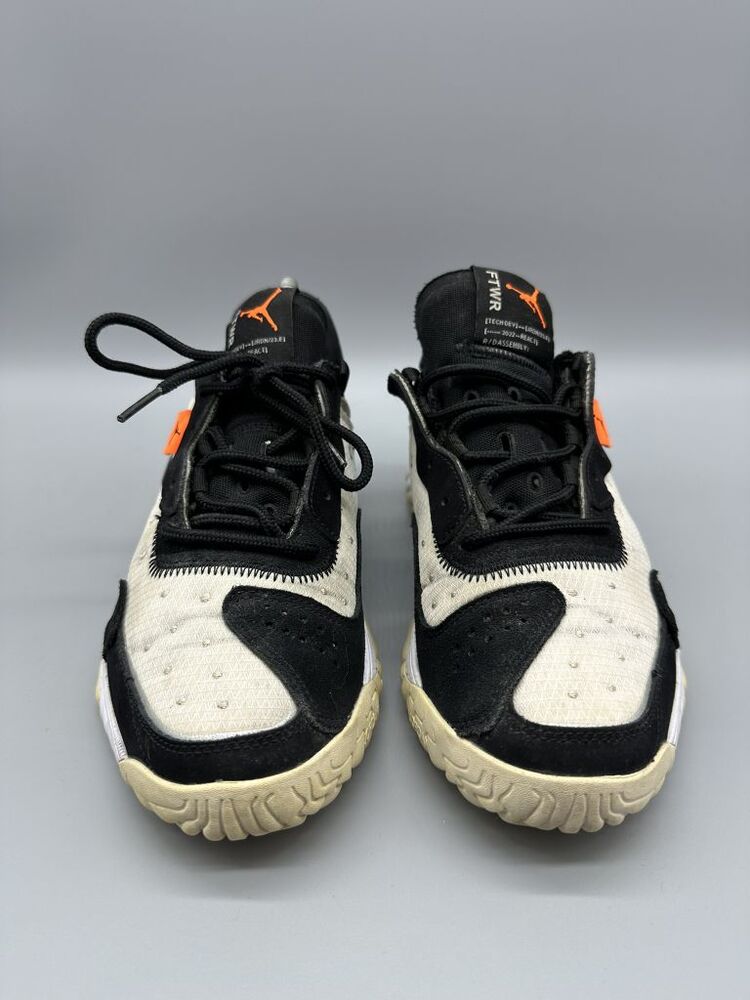 Nike DV8121-007