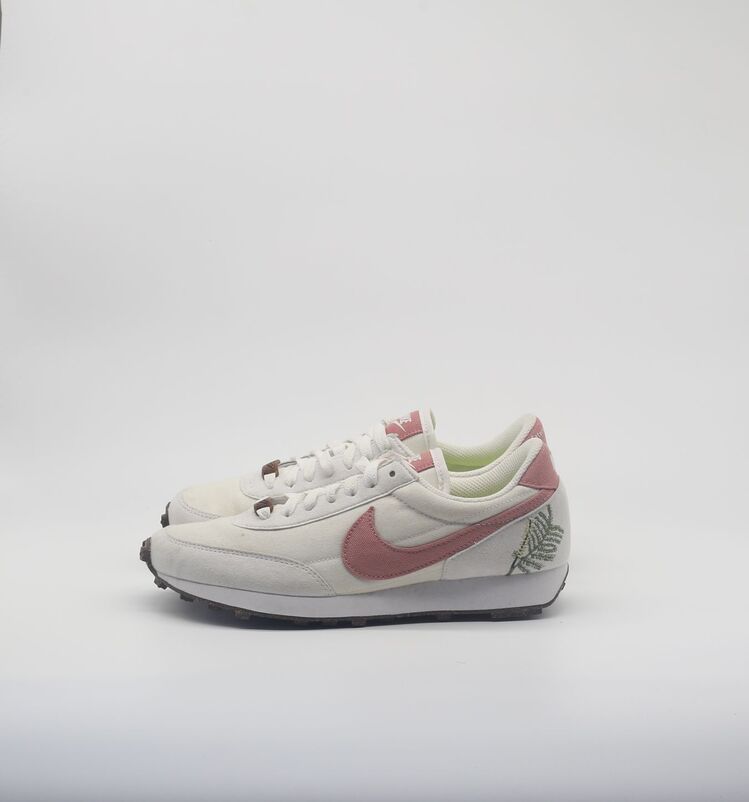 Nike Dbreak SE