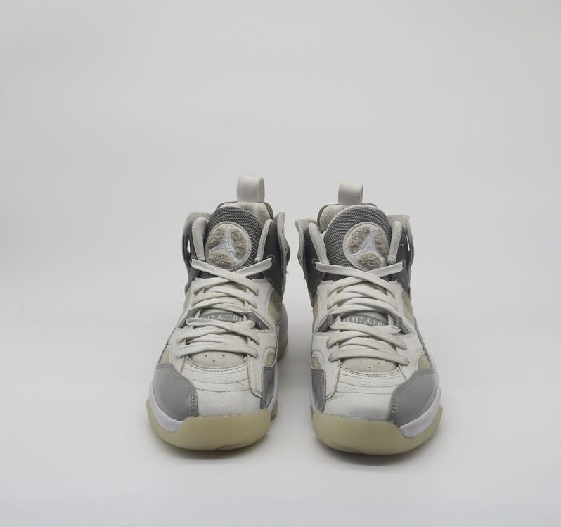 Nike Jumpman Two Trey