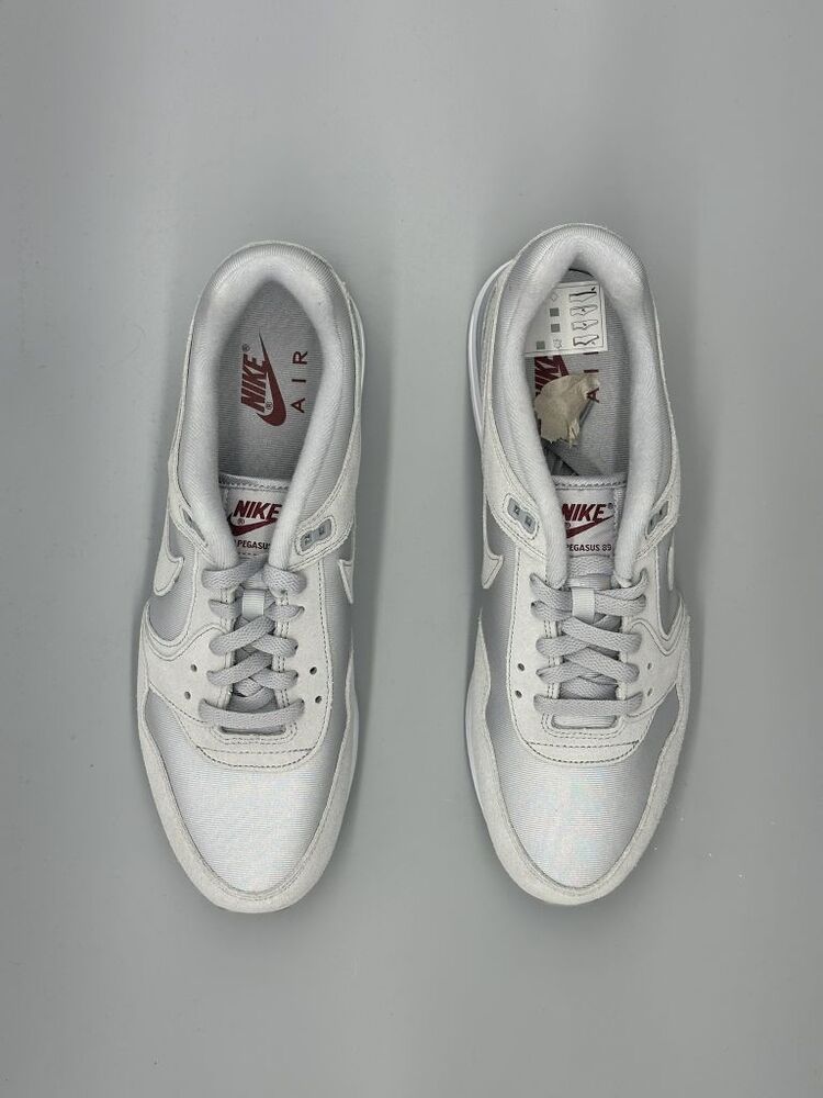 Nike Sneaker