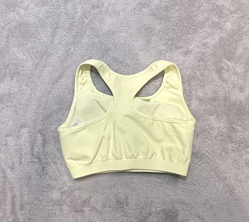 Nike Spor S�tyeni - L / 40