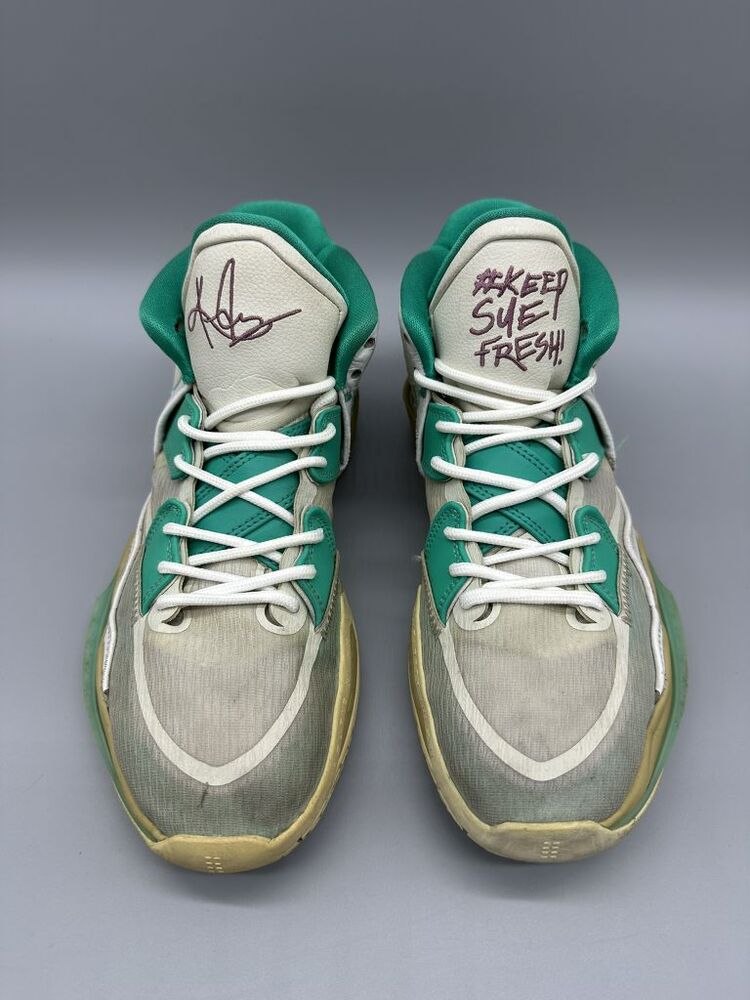 Nike Kyrie 8 Infinity Keep Sue Fresh
