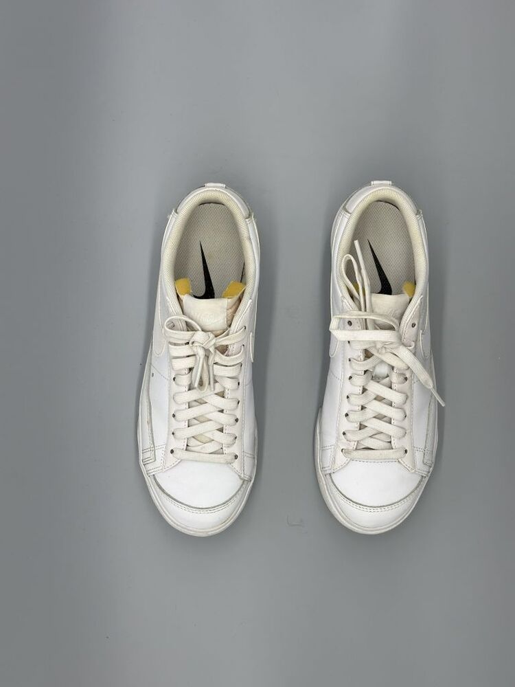 Nike Blazer Low Platform Triple White