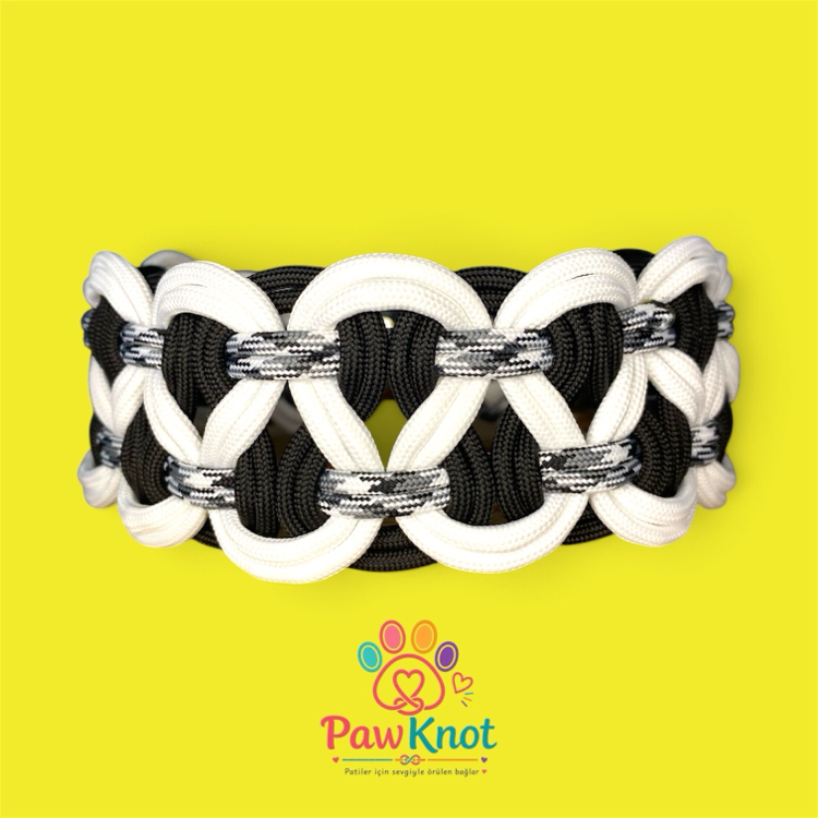 Monochrome Daisy Kedi/Köpek Boyun Tasması