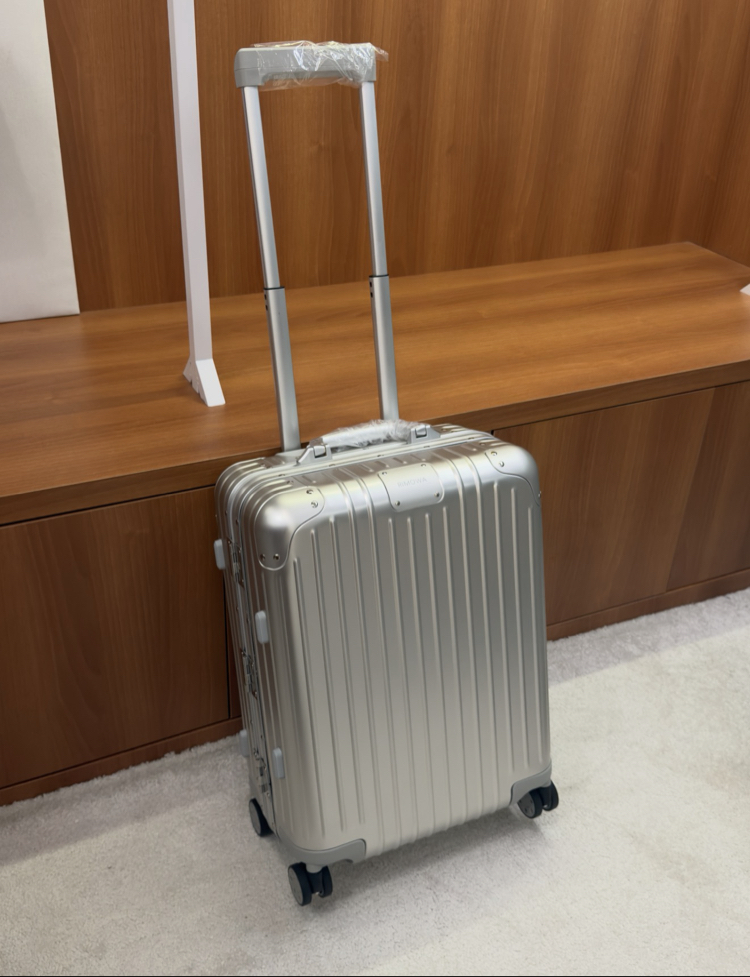 Rimowa Kabin Boy Valiz