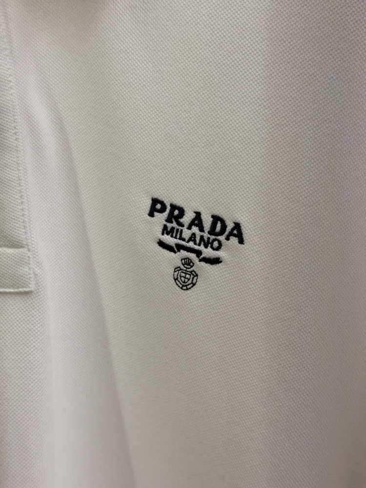 Prada Logo İşlemeli Polo Yaka T-Shirt