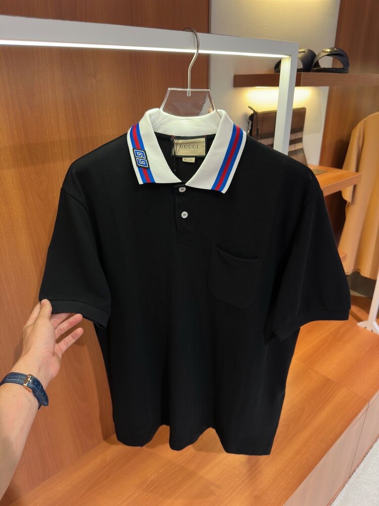 Gucci Siyah Logo İşlemeli Polo Yaka T-shirt