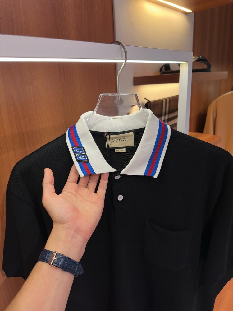 Gucci Siyah Logo İşlemeli Polo Yaka T-shirt
