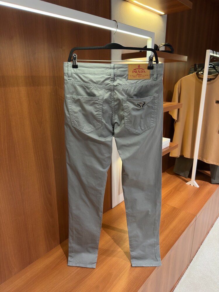 Prada Taş Rengi Gabardin Kumaş Pantolon