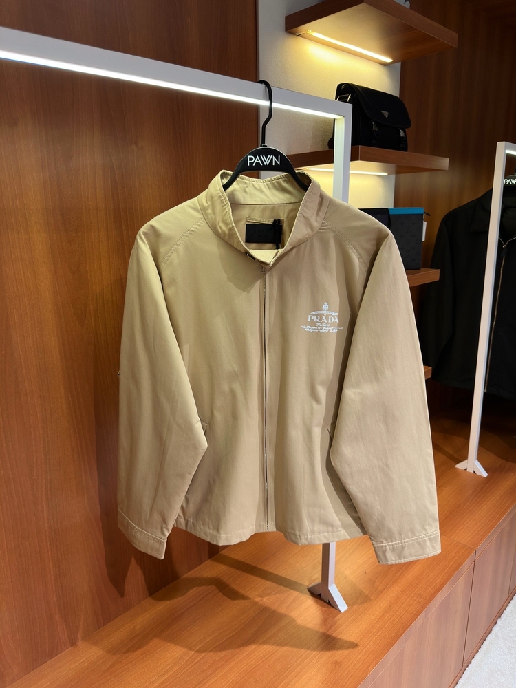 Prada Logo İşlemeli Bej Ceket
