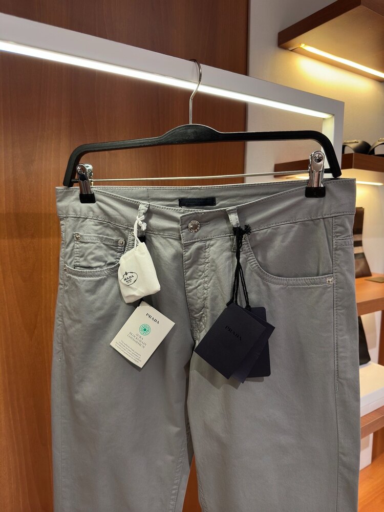 Prada Taş Rengi Gabardin Kumaş Pantolon