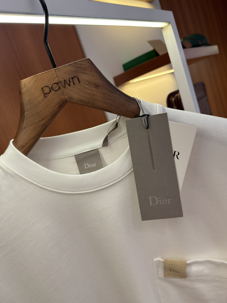 Dior Beyaz Cep Logo Detaylı T-shirt