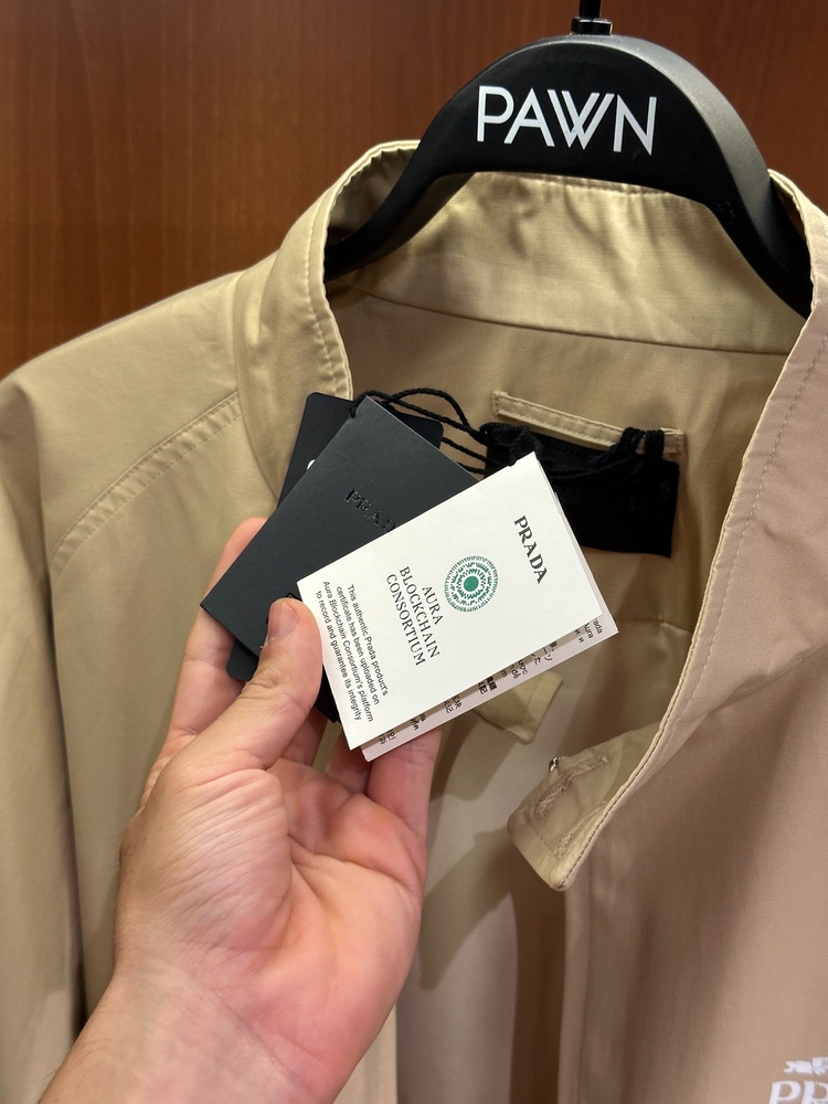 Prada Logo İşlemeli Bej Ceket