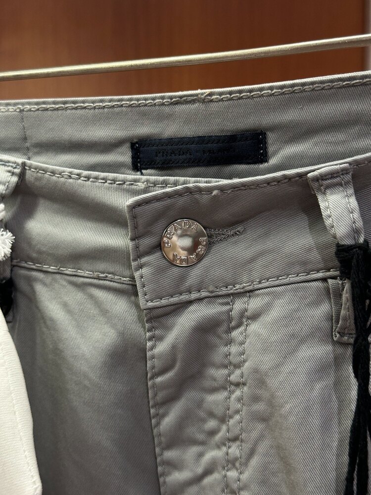 Prada Taş Rengi Gabardin Kumaş Pantolon