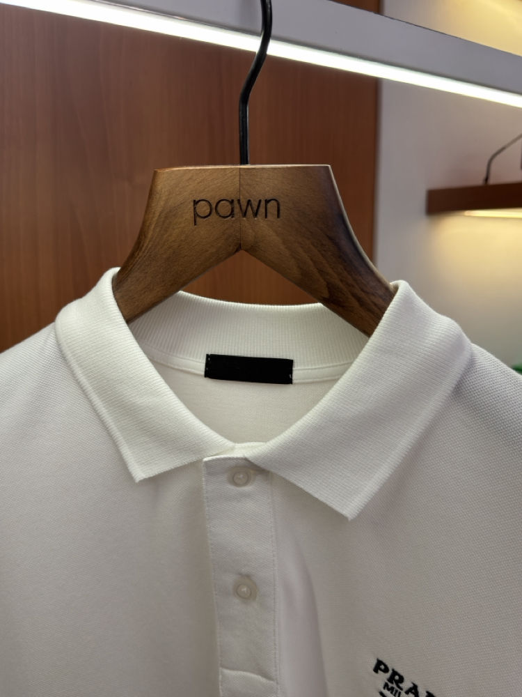 Prada Logo İşlemeli Polo Yaka T-Shirt