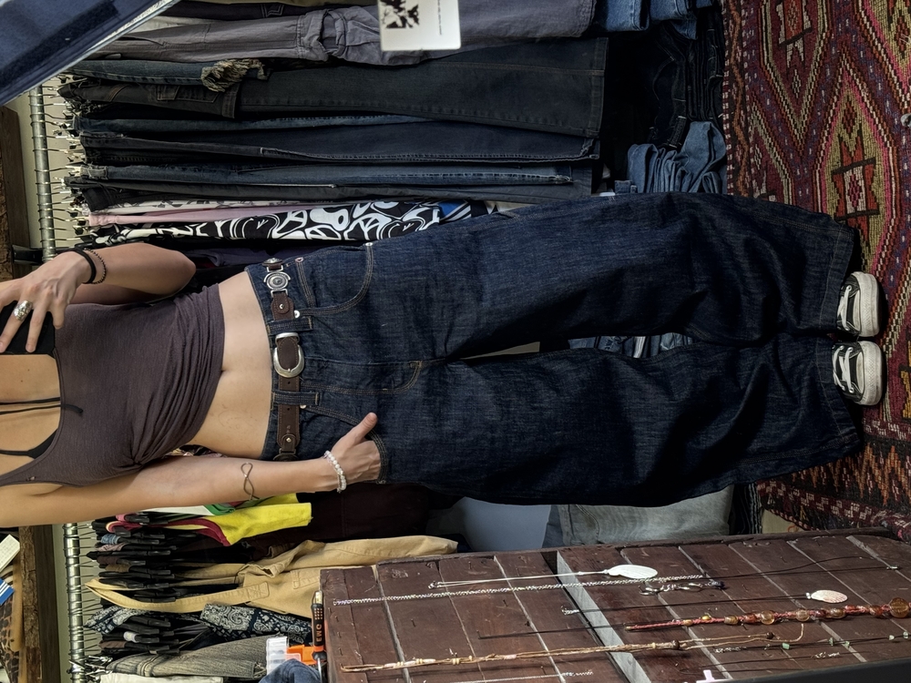 KABARTMA LOGOLU İNDİGO SKATE JEAN