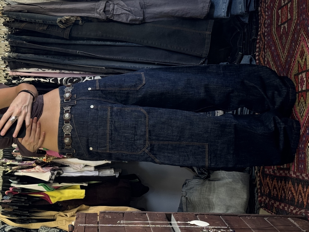 KABARTMA LOGOLU İNDİGO SKATE JEAN