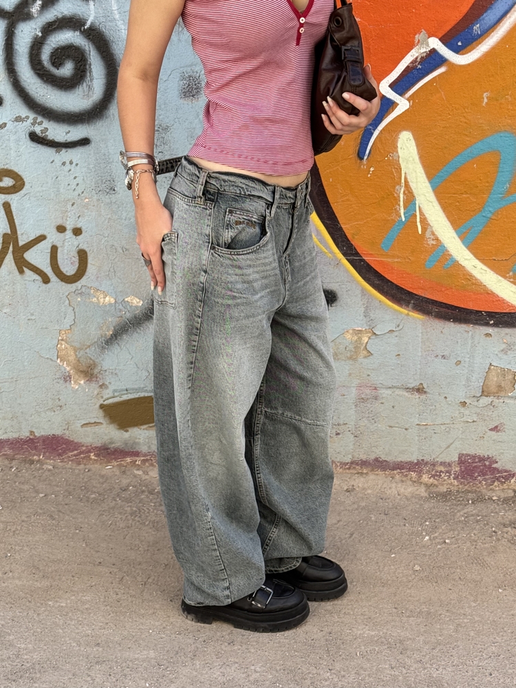 ARKASI KEMERLİ KİRLİ YEŞİL BAGGY JEAN