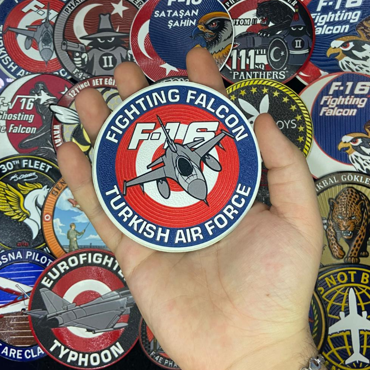 Fighting Falcon F-16 Tpu Peç