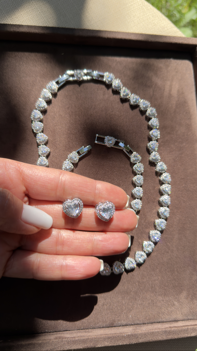 Luxury Halo Tennis LOVE Kolye - Küpe Set 