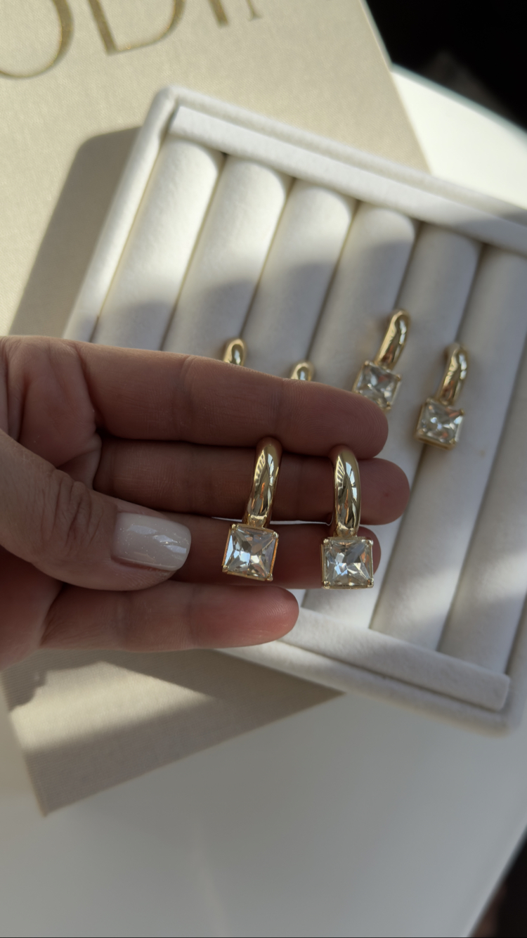 Özel Seri 14k Baget Taşlı Halka küpe