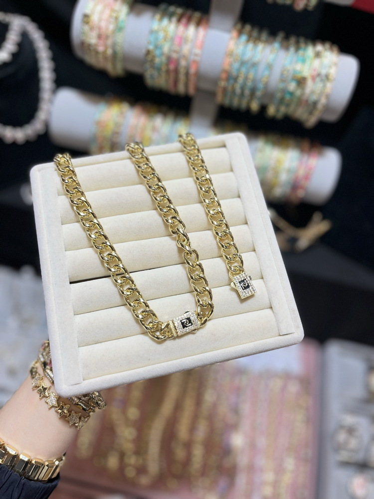 Monaco Chain Set
