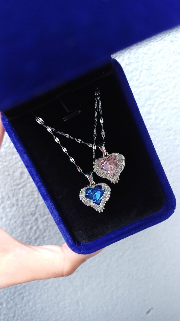 Pembe Kalp kolye ( mavi tükendi)