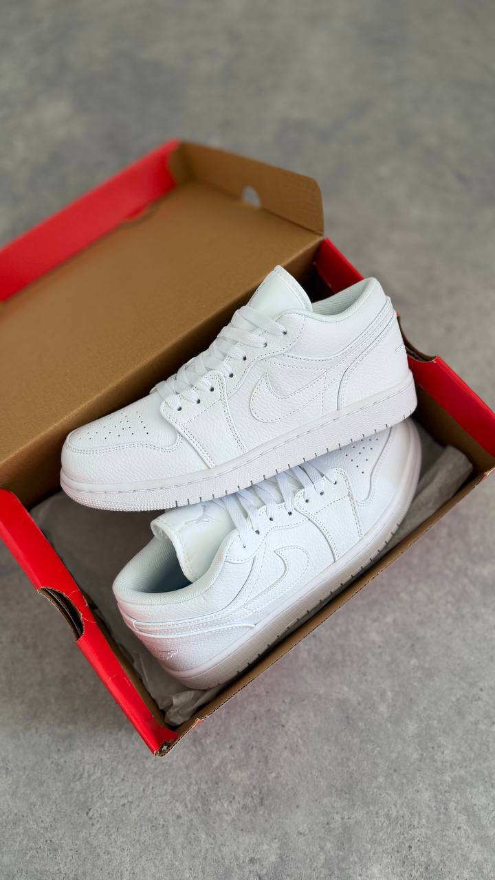 Air Jordan 1 Low Triple White