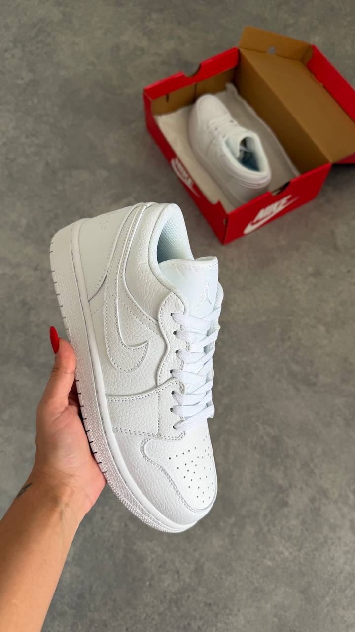 Air Jordan 1 Low Triple White