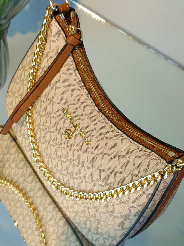 MK Jet Set Charm