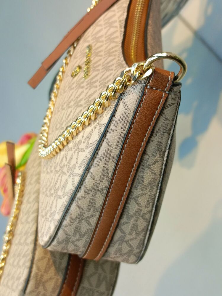 MK Jet Set Charm