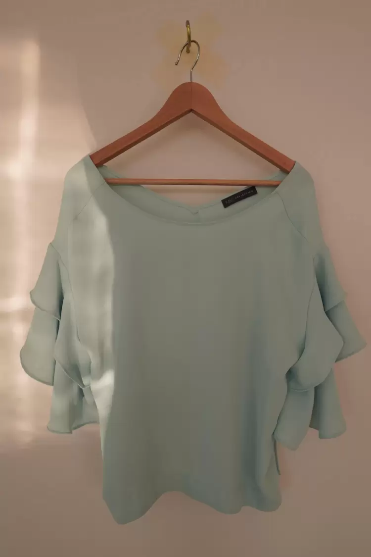 M&S Collection Açık Mavi Volan Kol Bluz - V Yaka, Yumuşak Kumaş