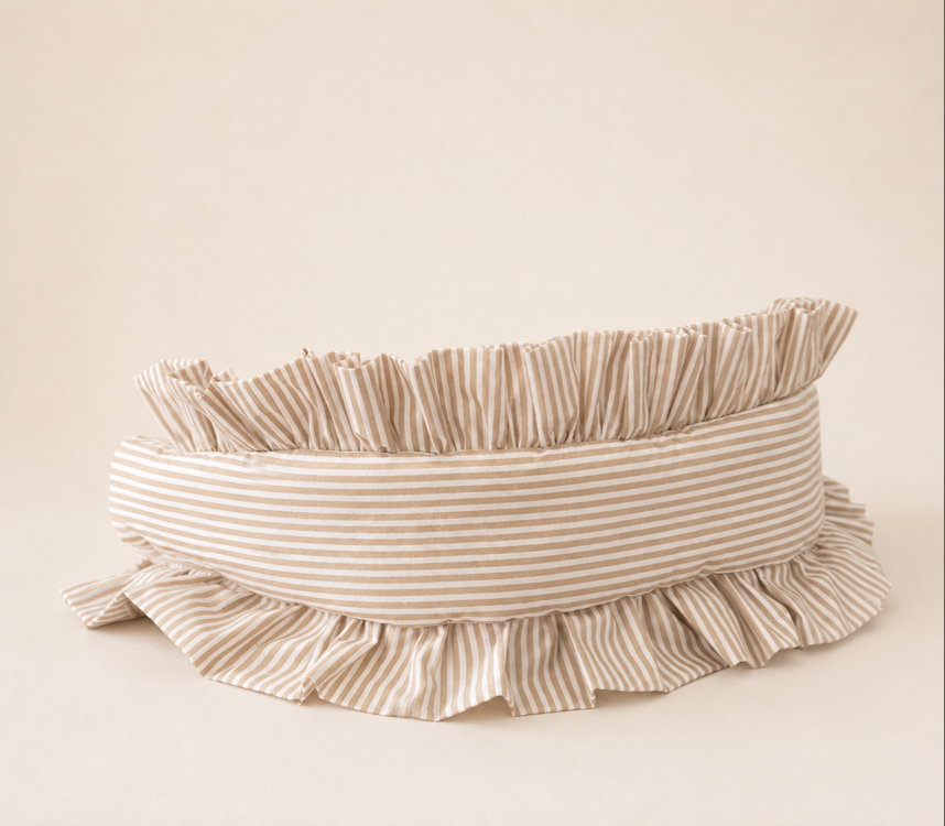Bej çizgili ruffle bag