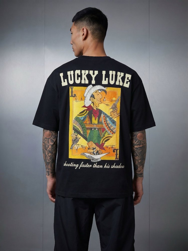 Lucky Luke Baskılı Oversize Siyah Tişört – Vintage Western Style