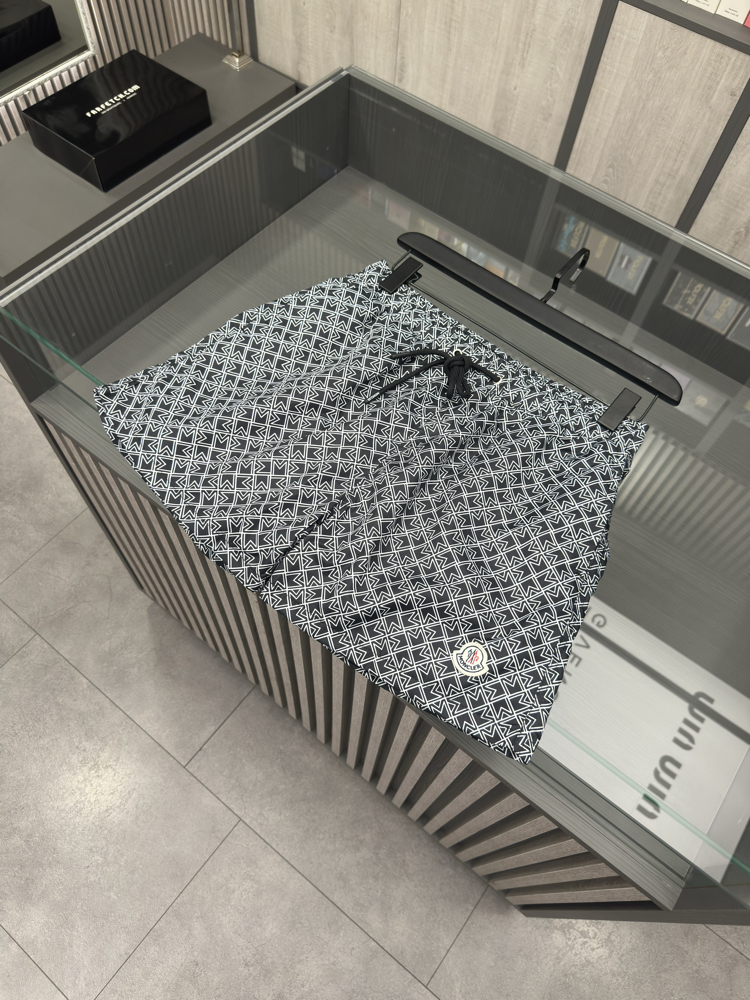 Moncler premıum Deniz Şortu