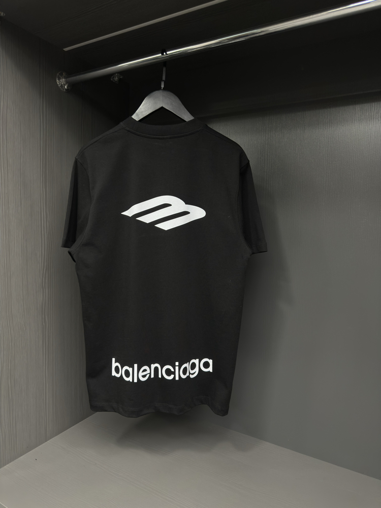 Balenciaga  premıum  cotton    T-shirt 