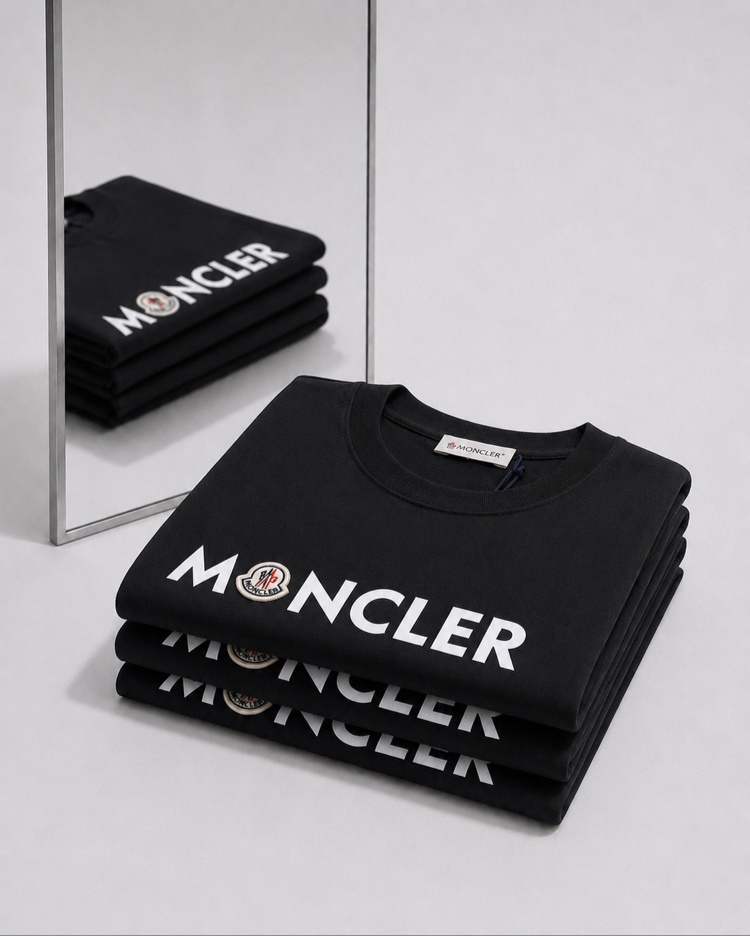 Moncler premium   T-shirt 