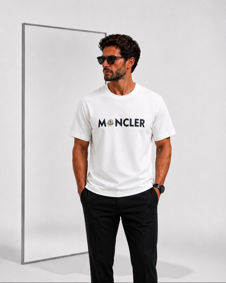 Moncler premium   T-shirt 