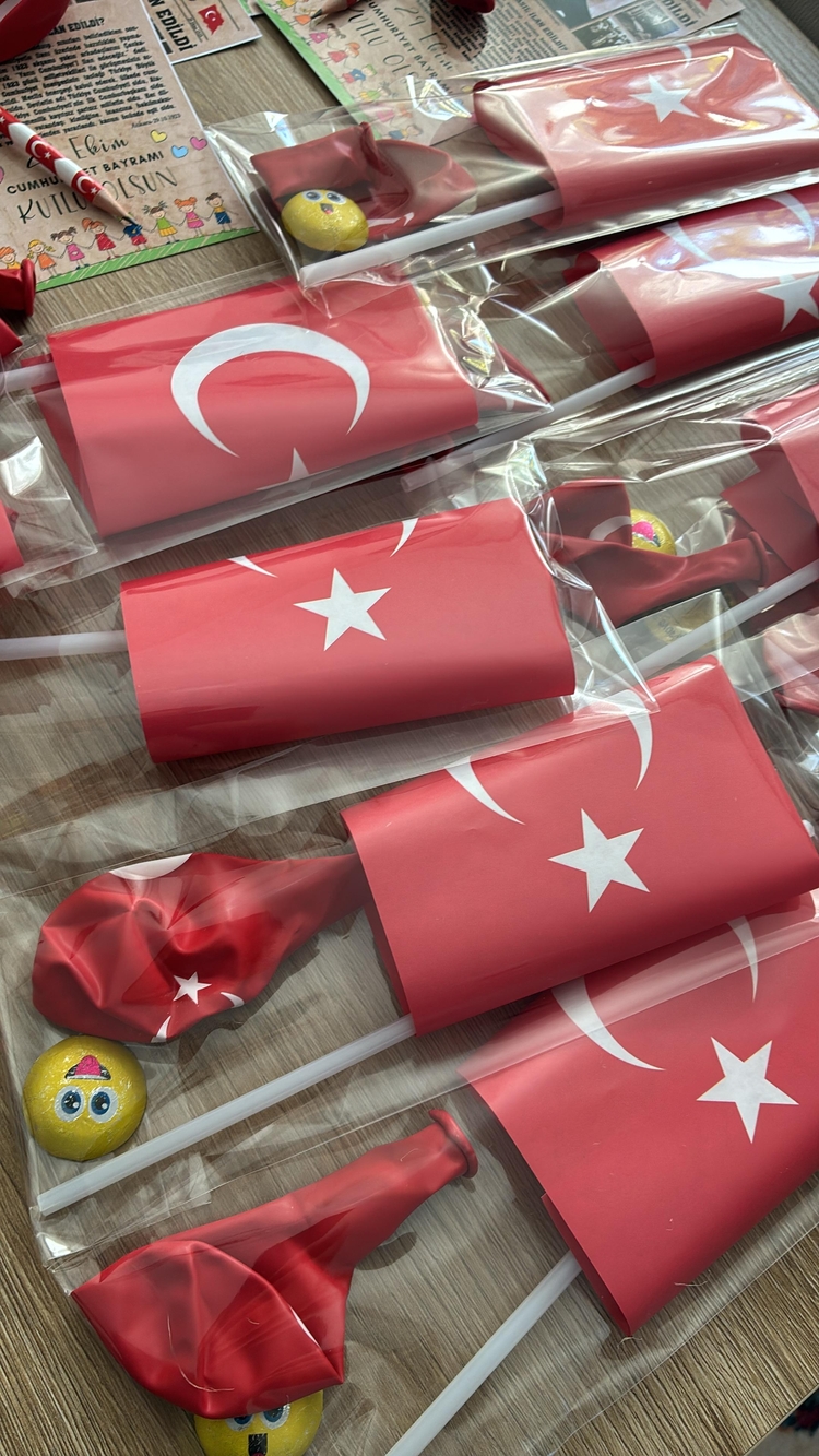 Bayrak balon çikolata 