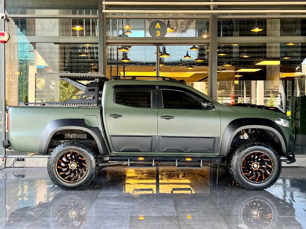 Mercedes XClass Uyumlu Lazer Kesim Yan Çelik Basamak Çift Ayaklı