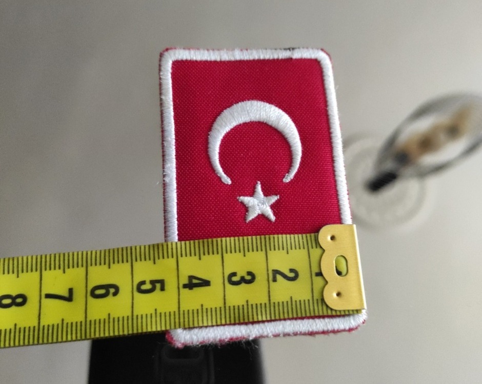 BAYRAK / Beyaz Çerçeveli 