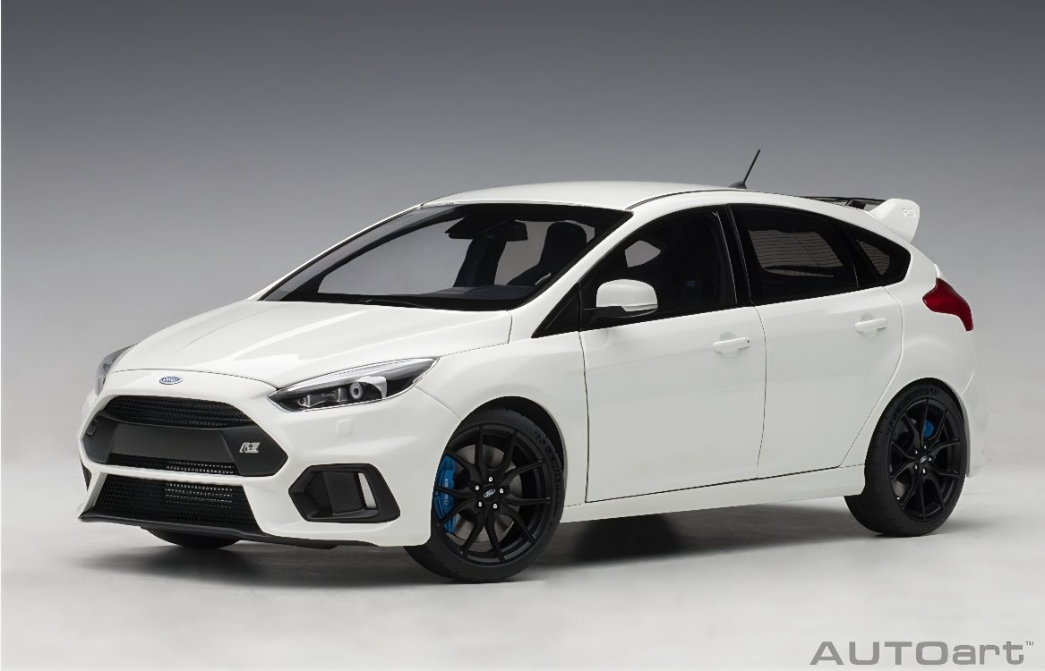 1/18 AUTOart Ford Focus RS 2016 (Frozen White)