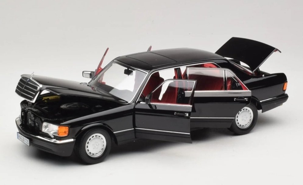 1:18 NOREV 1989 MERCEDES BENZ 560 SEL W126