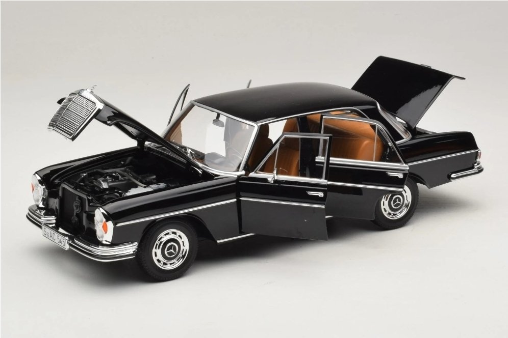 Mercedes Benz 280 SE W108 BLACK