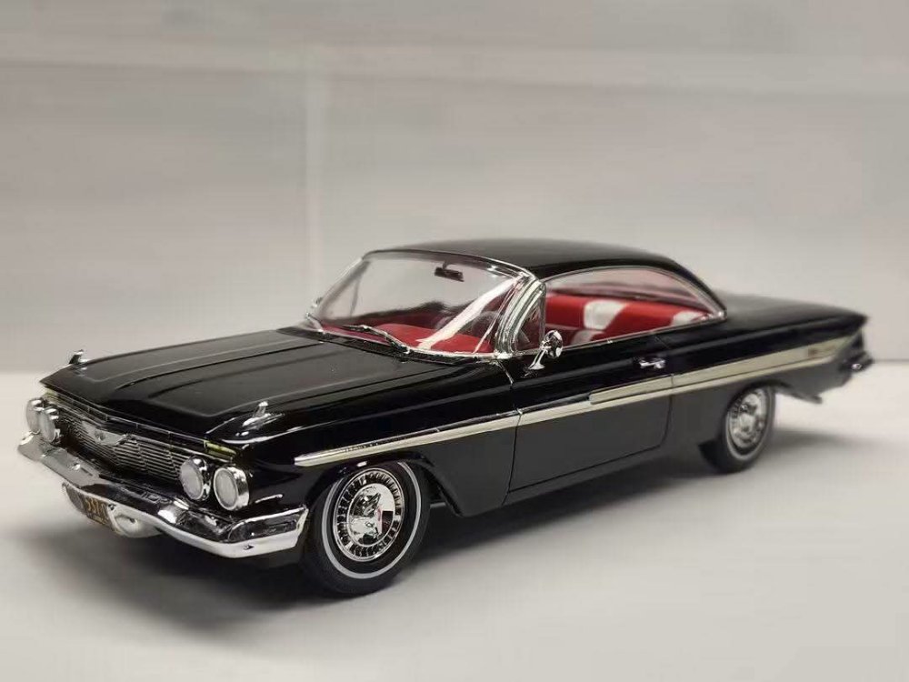1:18 Sun Star 1961 Chevrolet Impala SS 409 Black