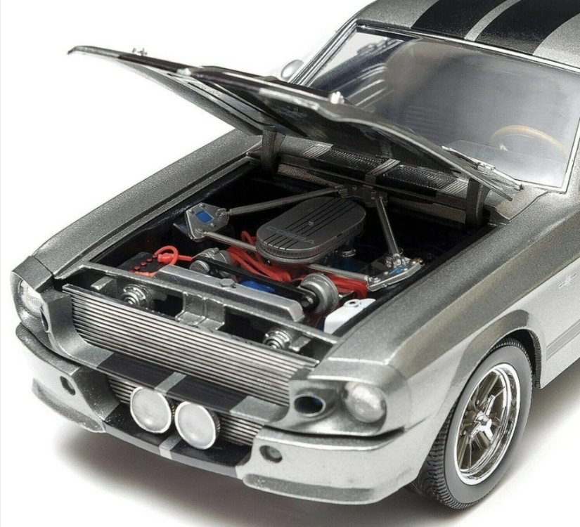 1:18 Greenlight 1967 Ford Mustang GT500 Eleanor